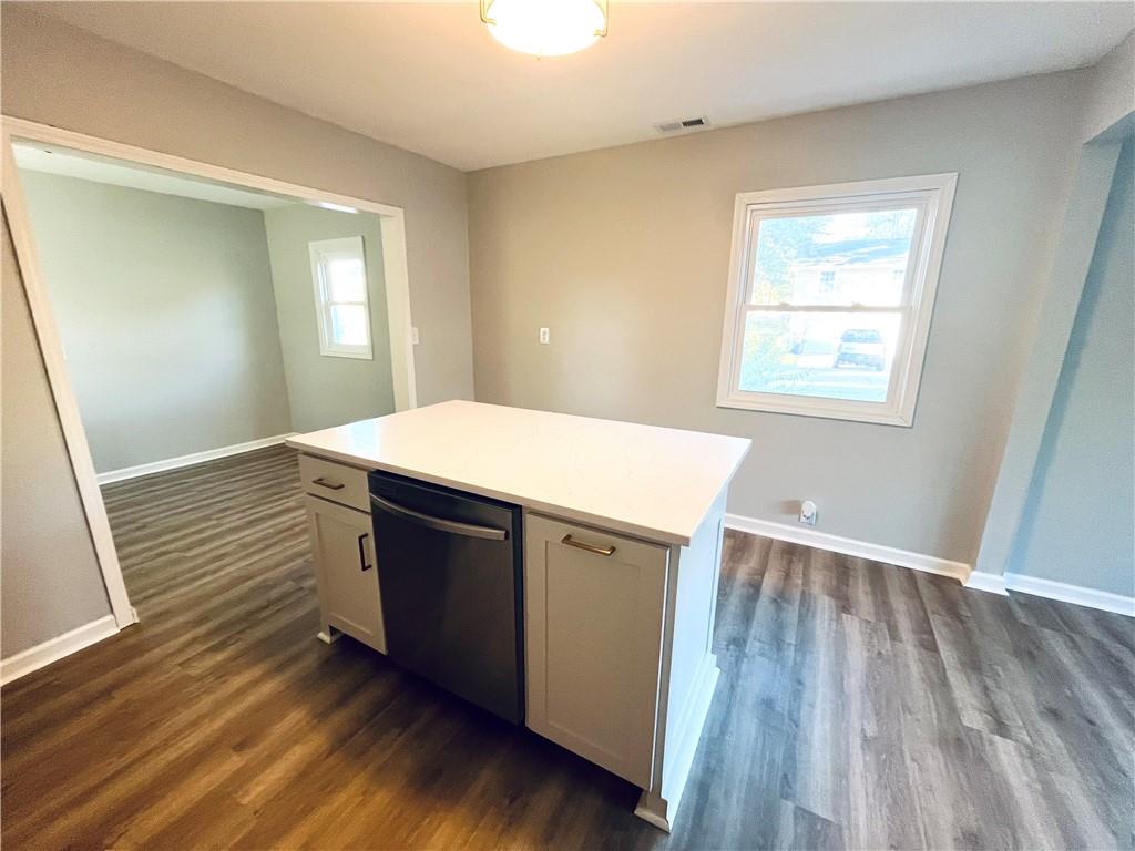 11036 N Locust Street