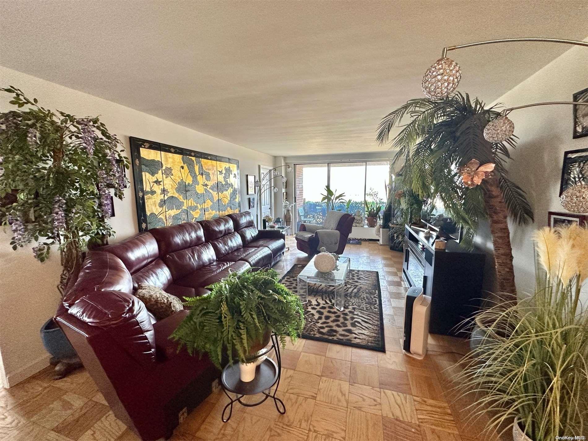 Wow, wow, wow,  Come see this gorgeous 3 bedroom corner luxury high rise apartment for sale.  Spectacular views, an abundance of walk in closet space & parquet floors simply makes this apartment feel like home.  To top it off, enjoy your views from your private balcony.  The building features a 24 hour doorman and offers gas, electric, water heat, taxes and central ac included in the monthly maintenance.  The building is pet friendly too., Additional information: Appearance:Excellent,ExterioFeatures:Tennis,Interior Features:Lr/Dr