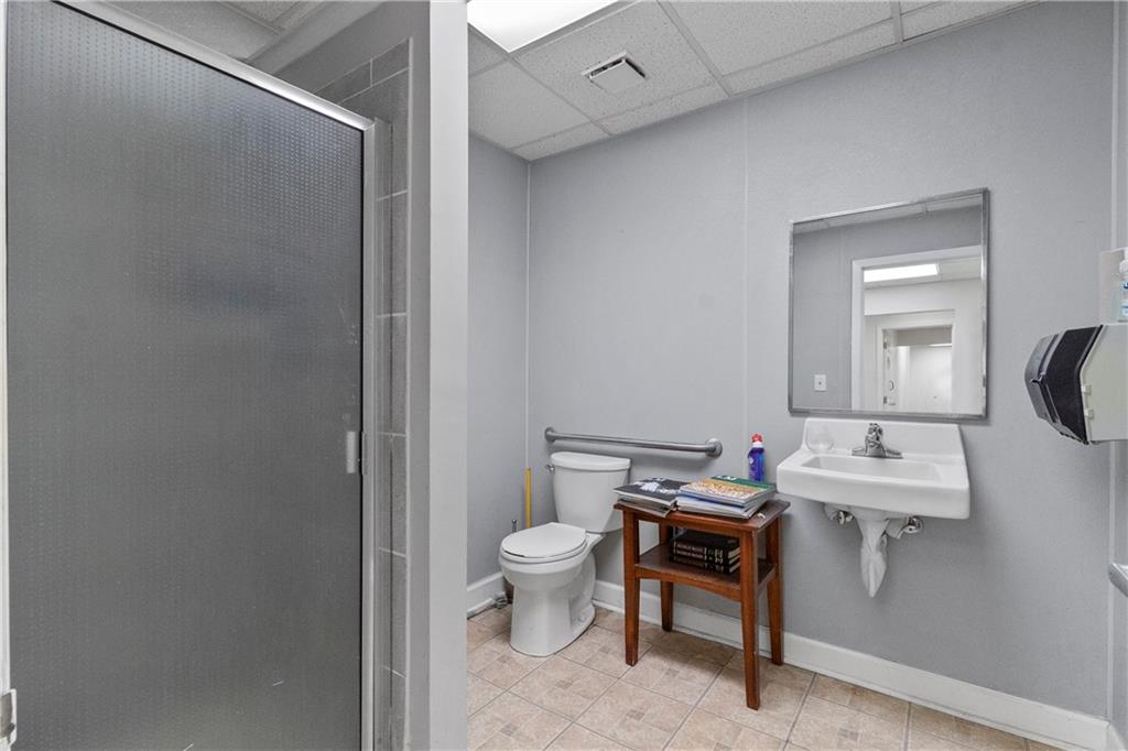 1119-1125 Merriam Lane