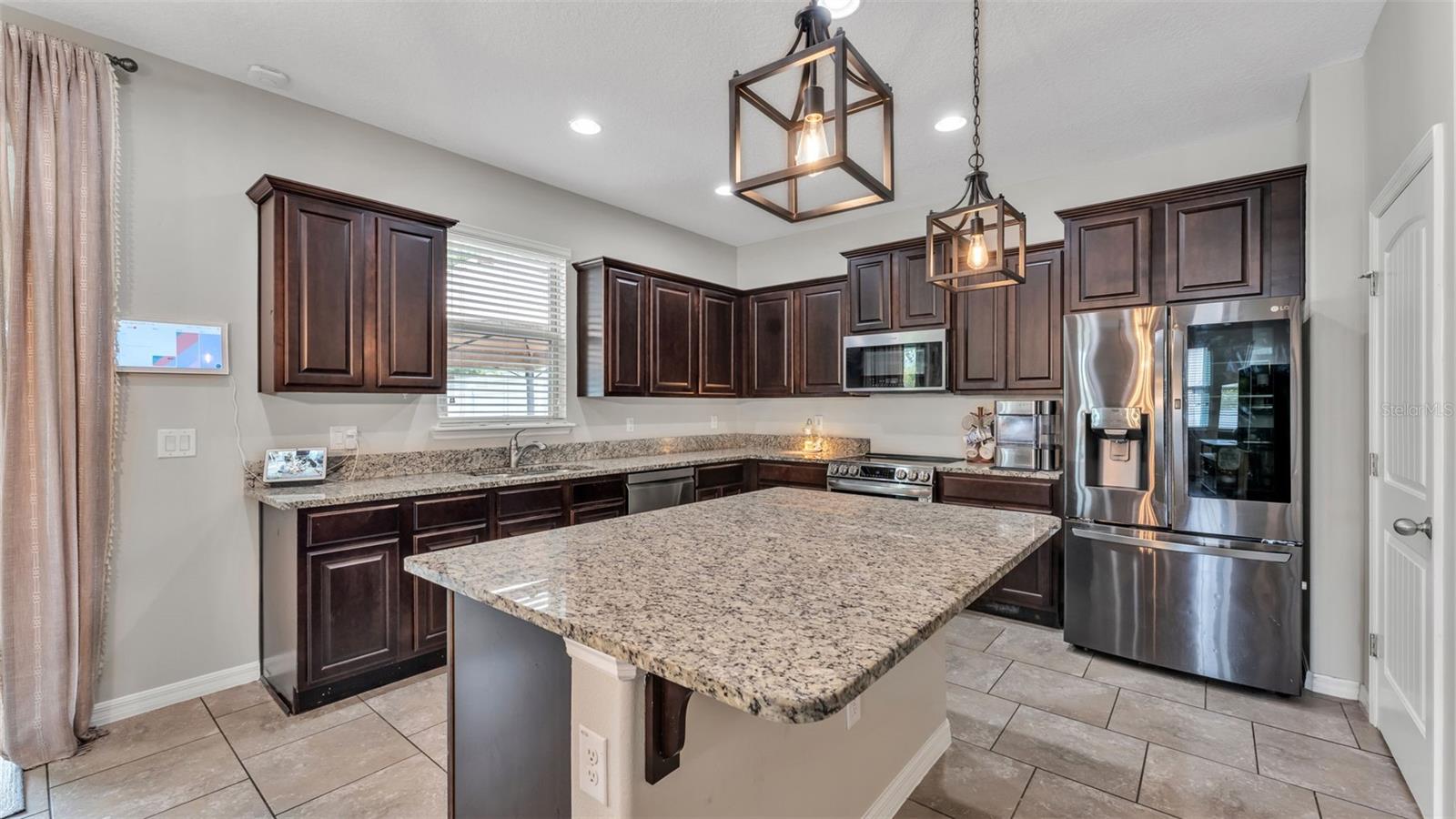 2250 Bella Luna Circle