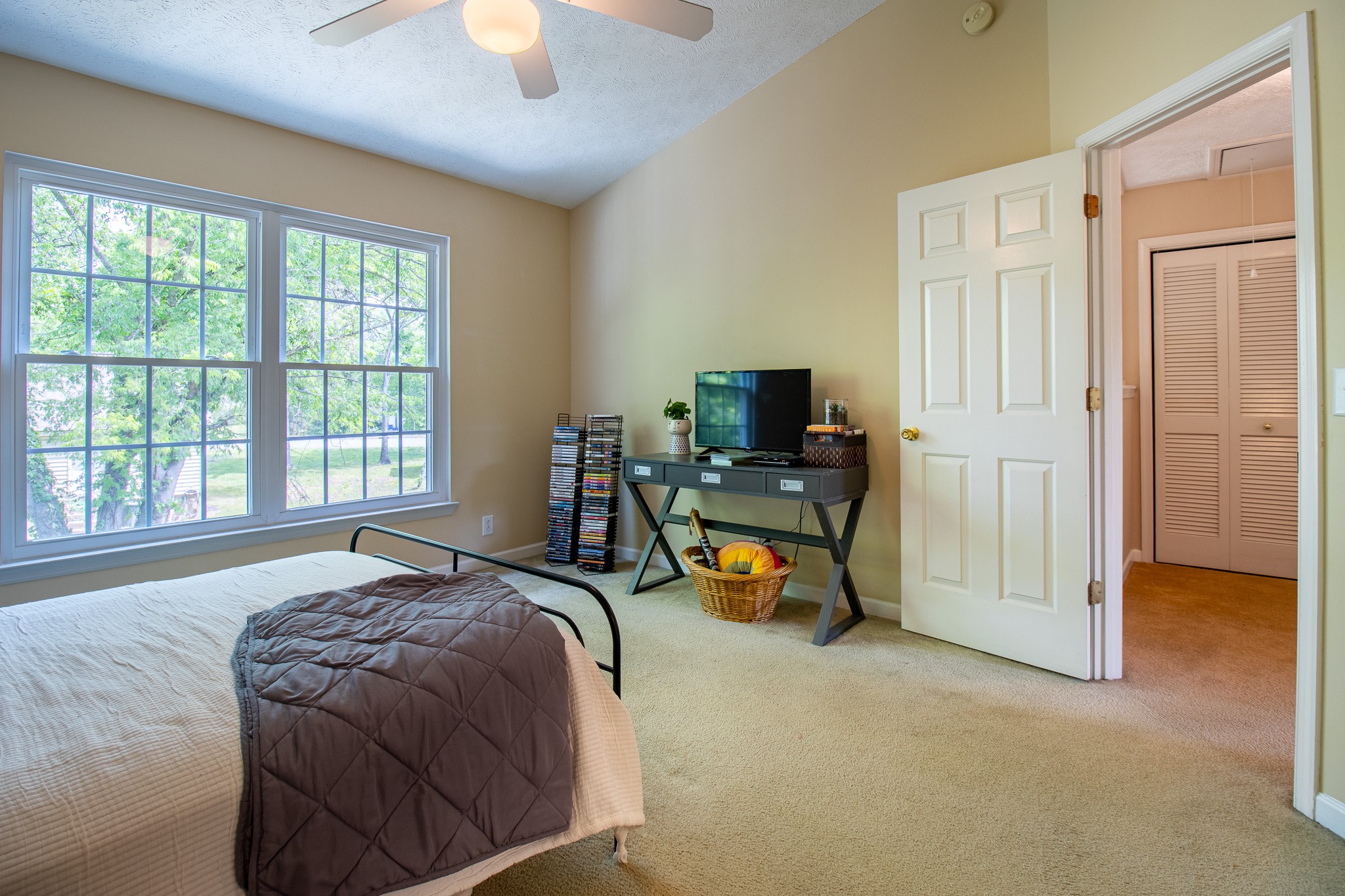 2126 Nashboro Blvd