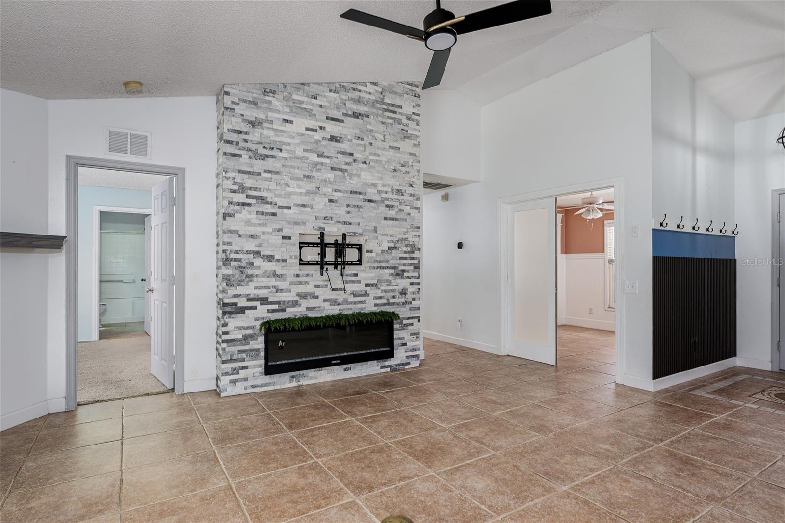 4008 Kingsfield Drive
