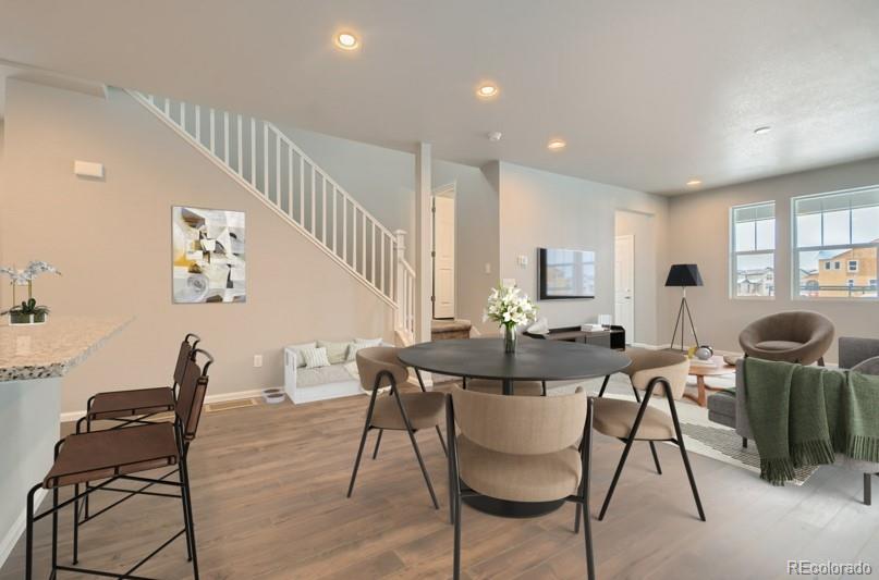 6605 N Cathay Street