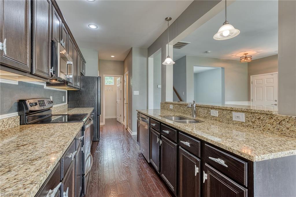 3215 Kenton Court