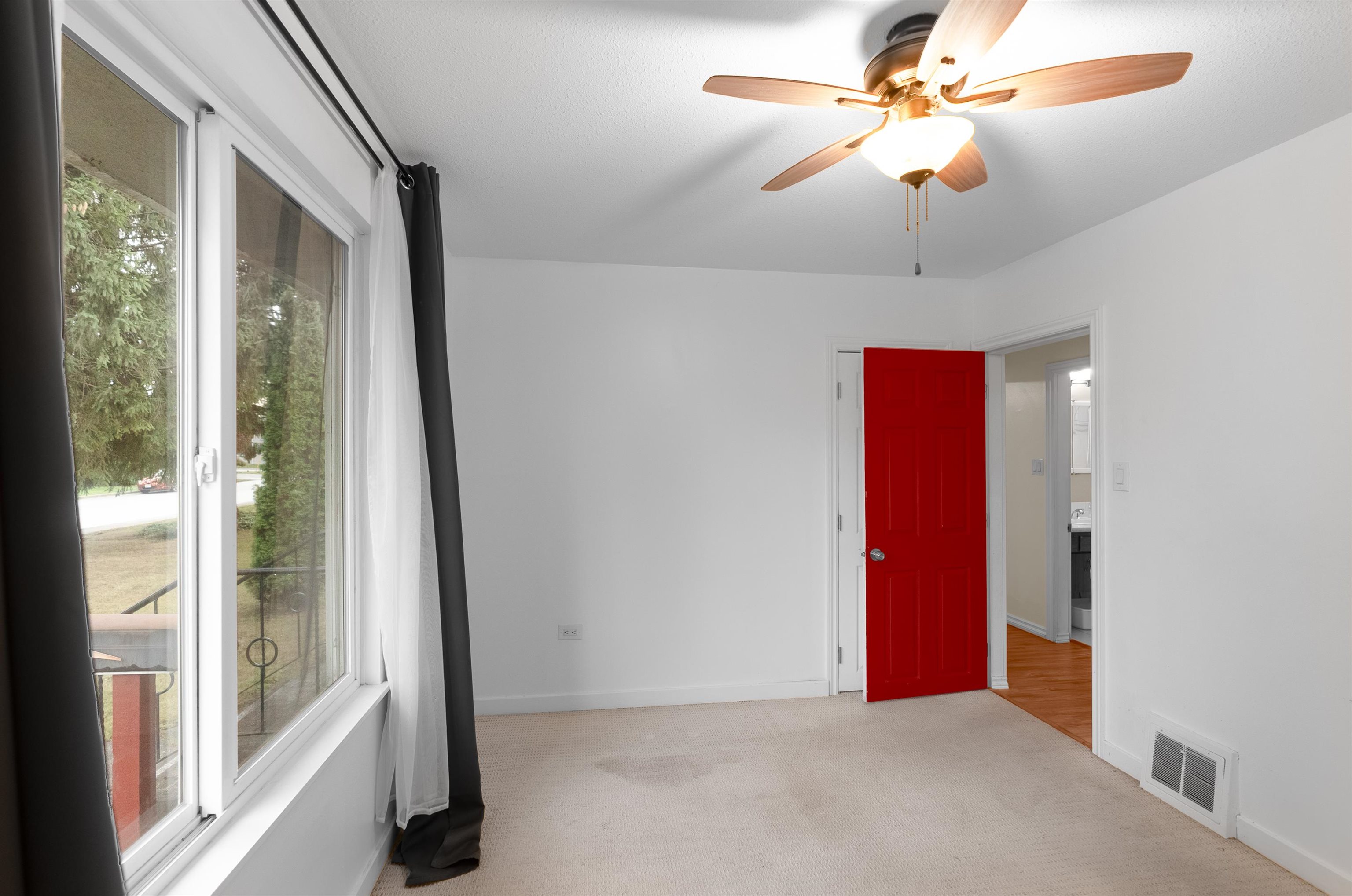 46461 Portage Avenue IG Properties