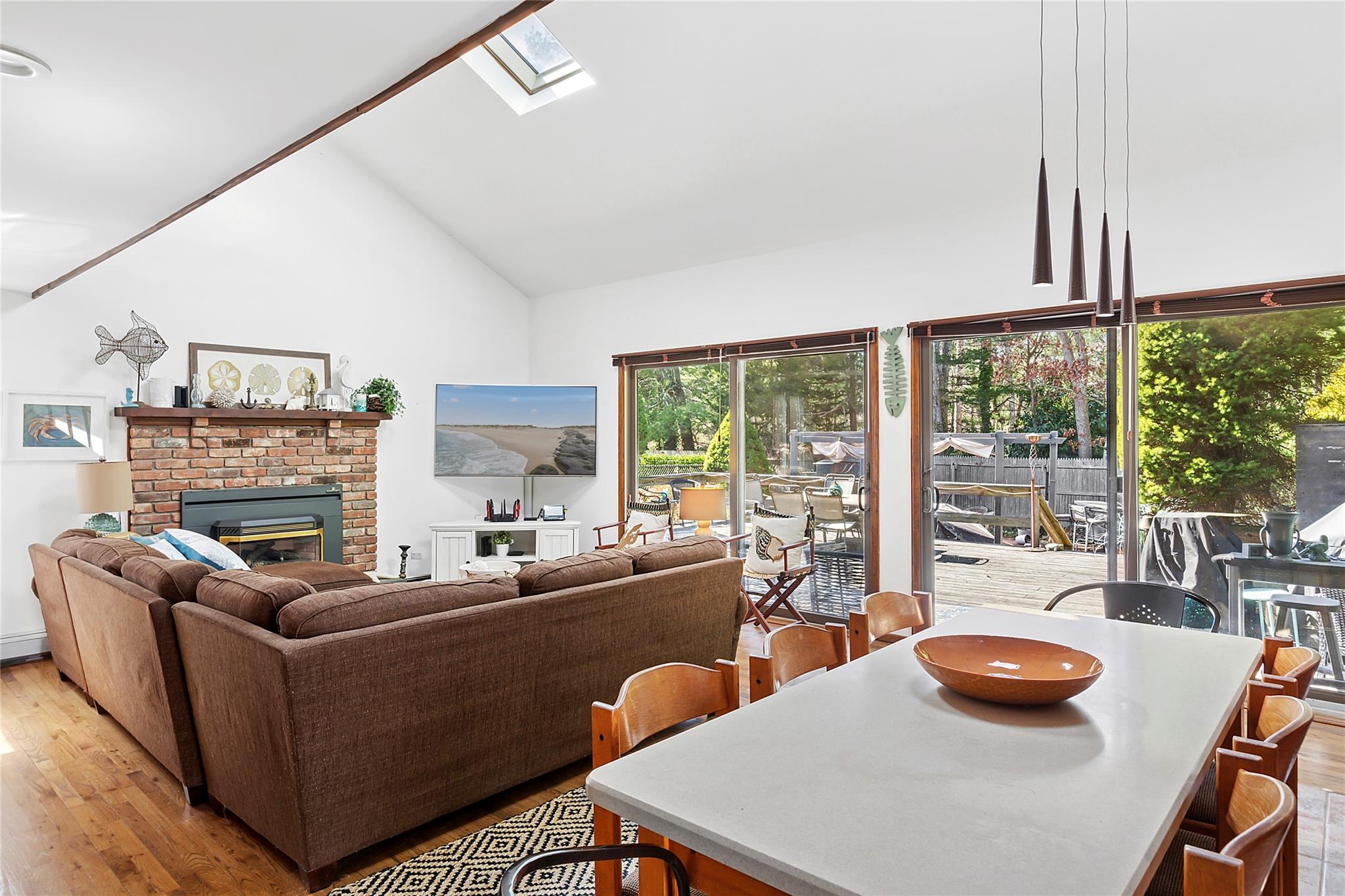 10 Harbor View Lane