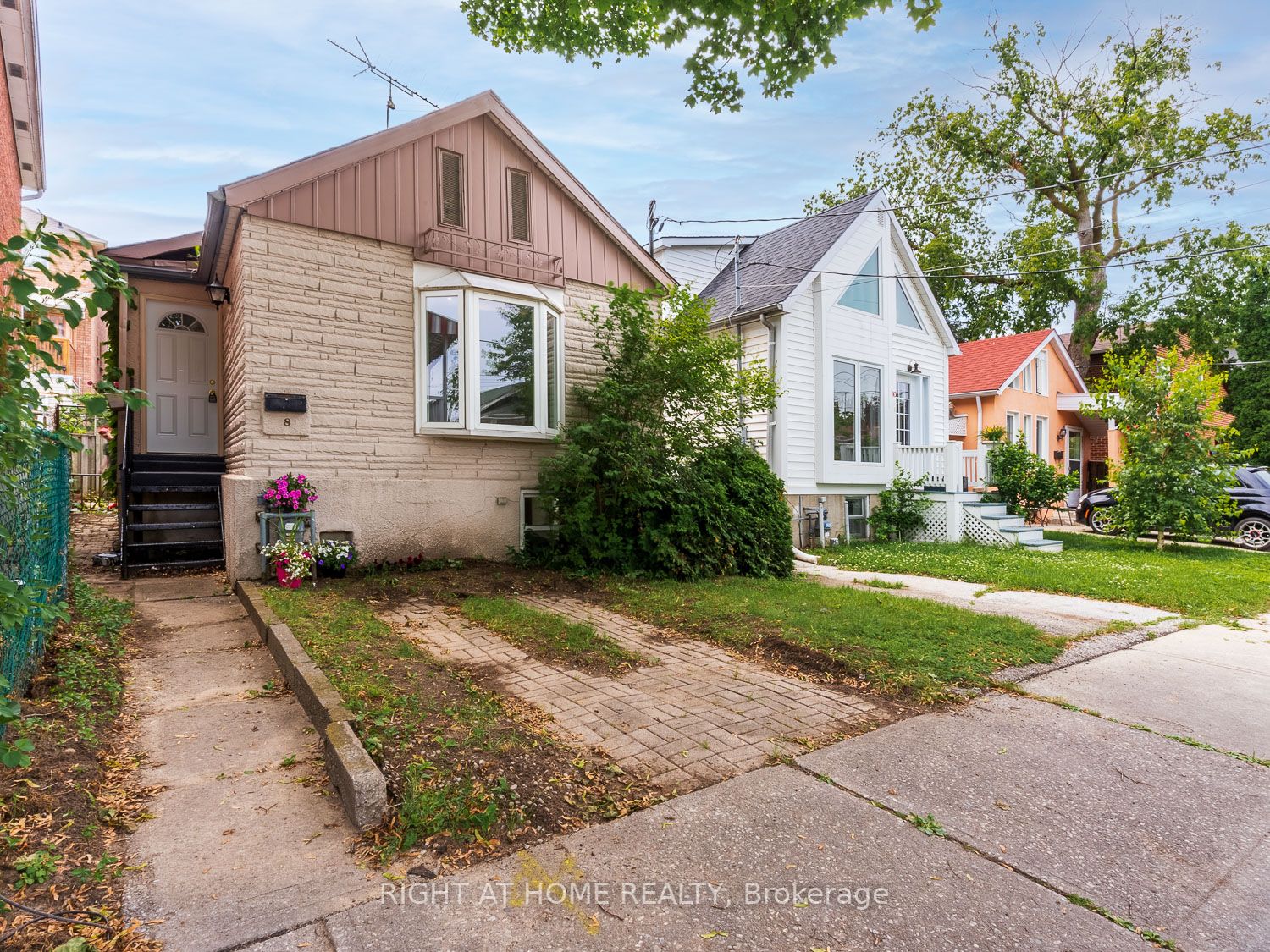 8 Birch Tree Cres