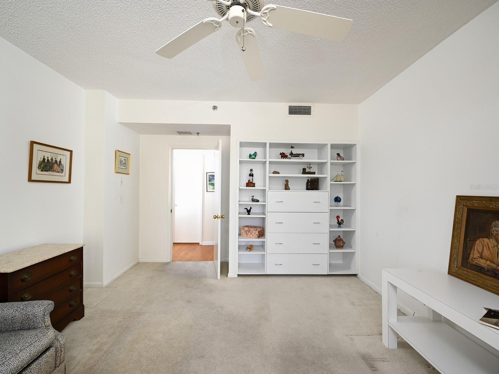 1255 N Gulfstream Avenue 502