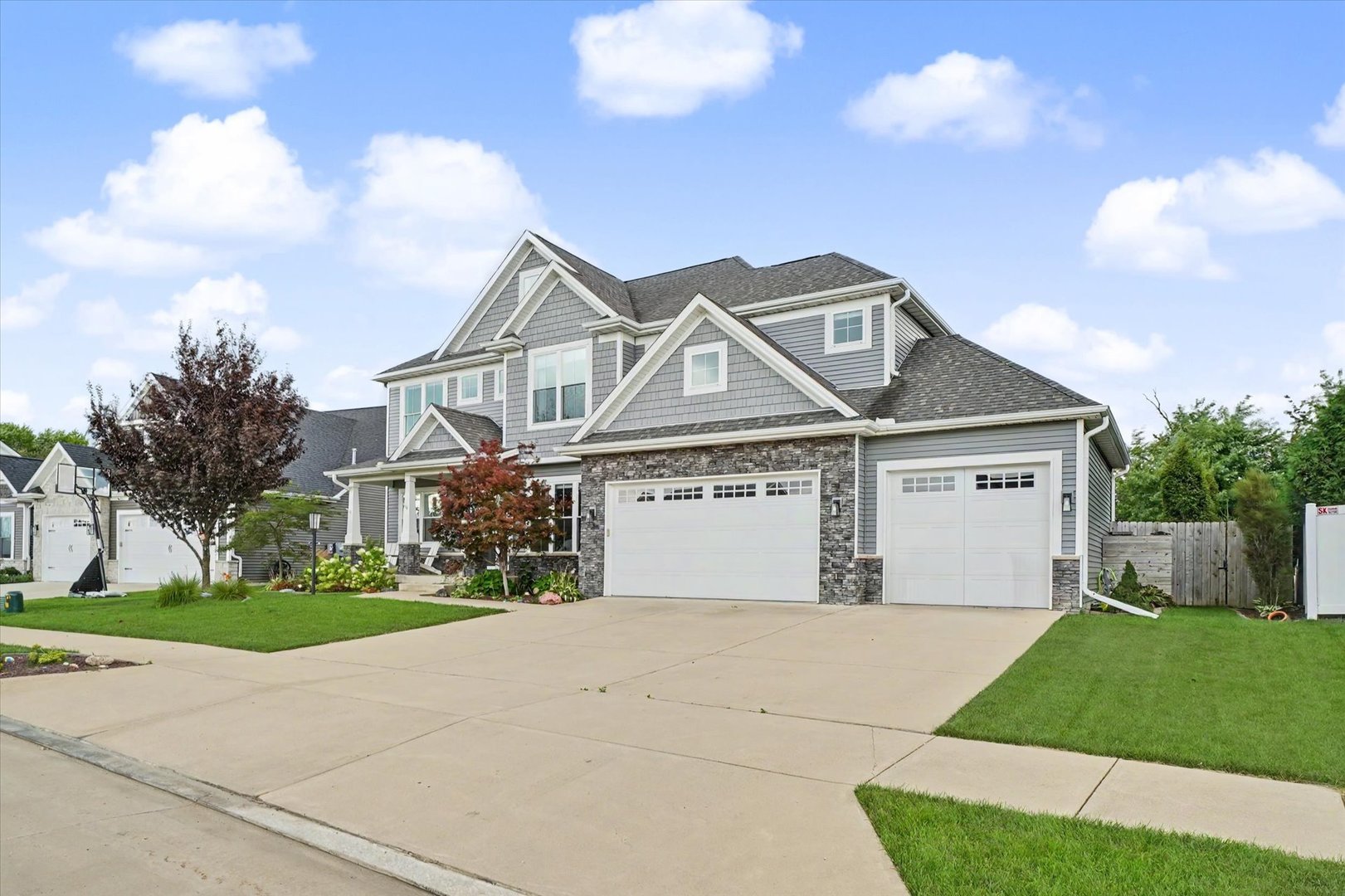 413 Lake Falls Boulevard