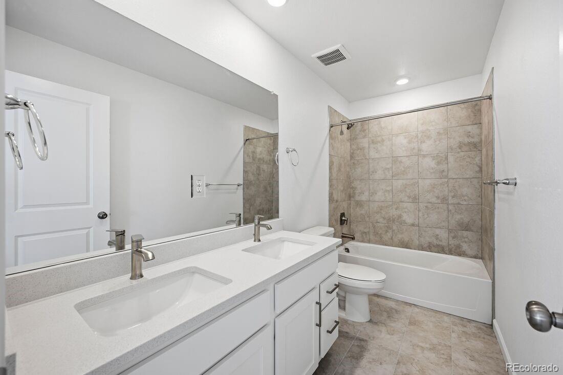 16657 W 92nd Place