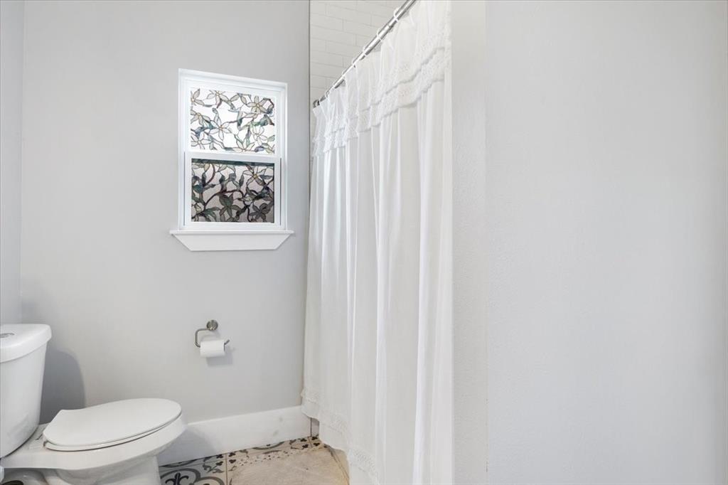 2200 N Beaton Street