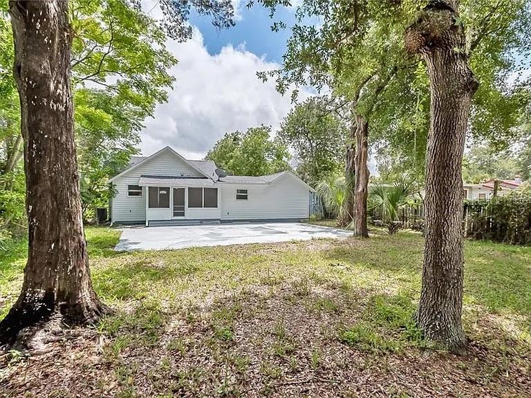 828 Magnolia Avenue