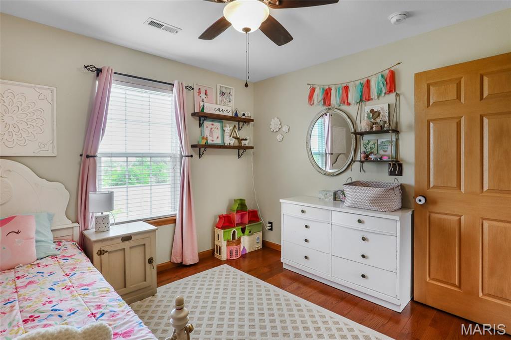 301 Ridgewood Court