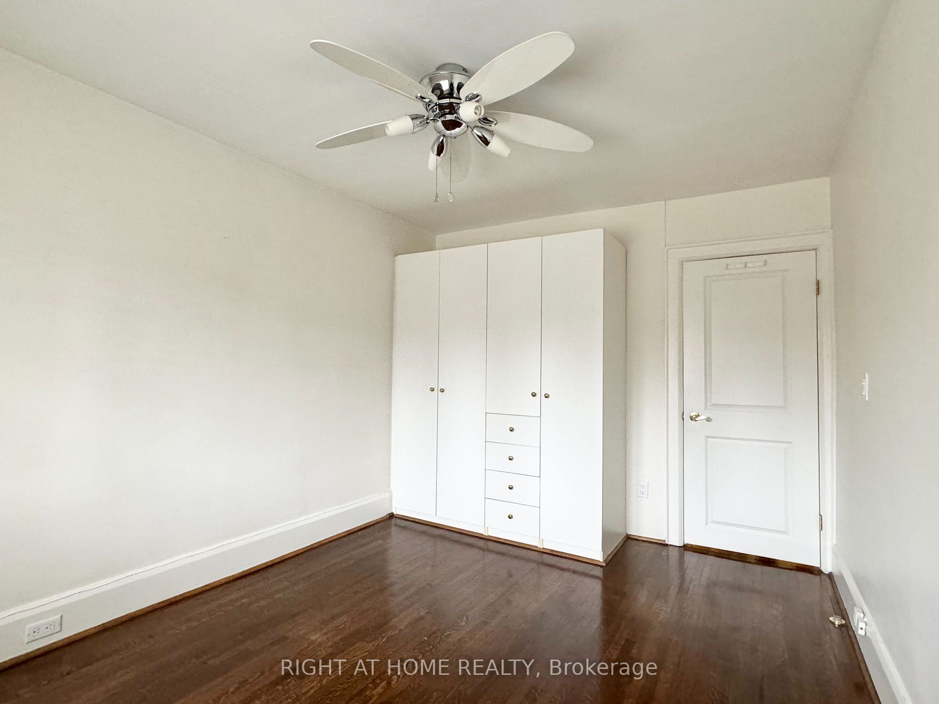 131 Colin Ave