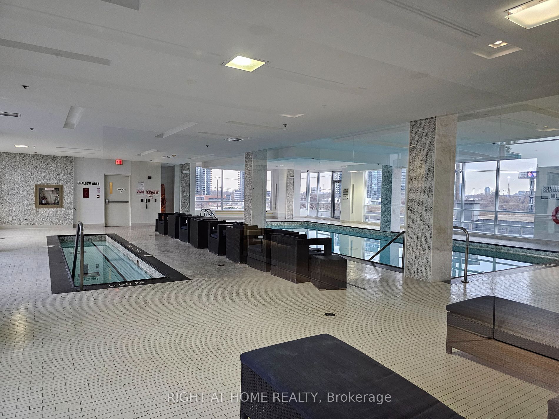 16 E Brookers Lane 1404