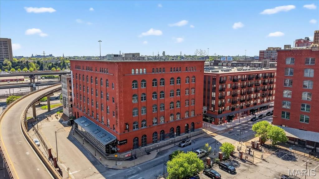 1004 Spruce Street 417