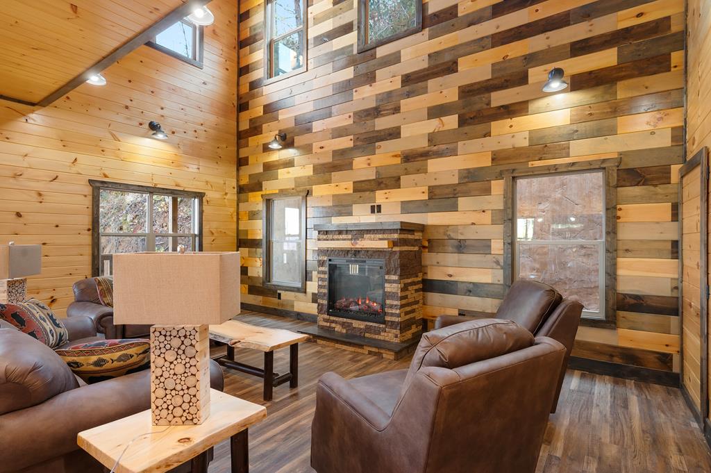 908 Crooked Ridge Rd.