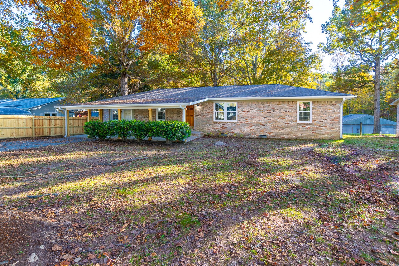 33 Eastwood Dr — sold