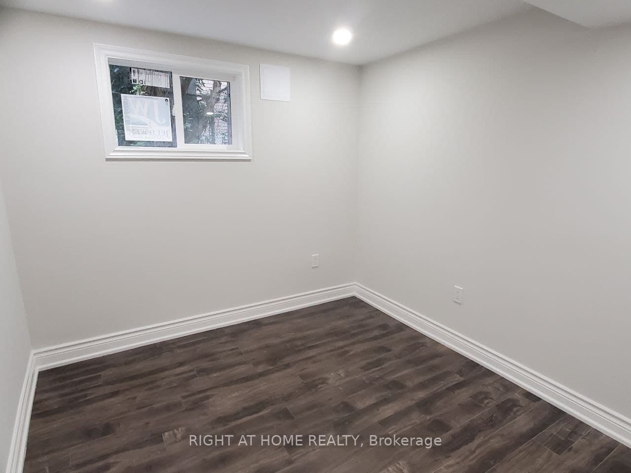 10 Mcdonald Dr