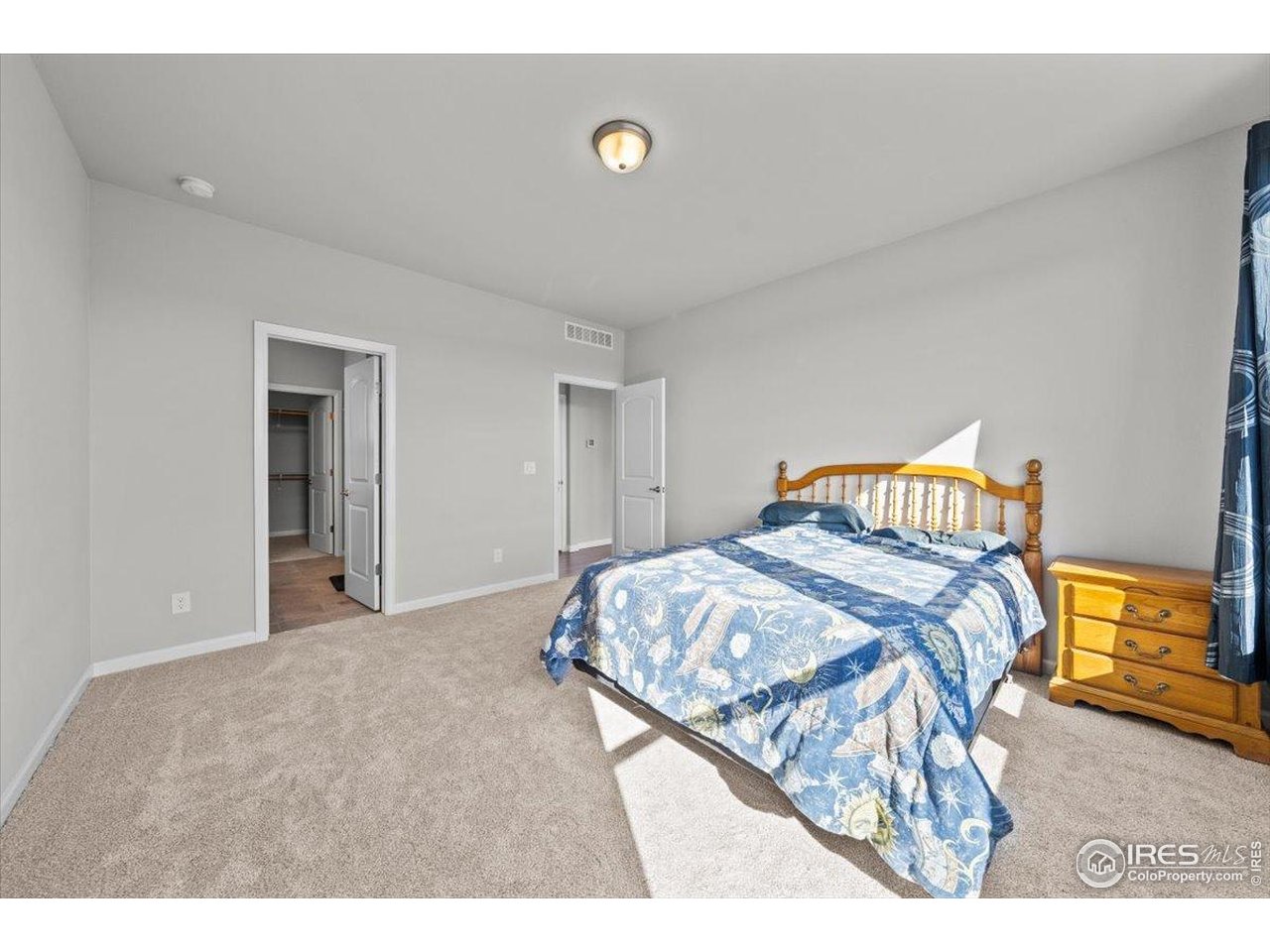 513 Grand Market Ave