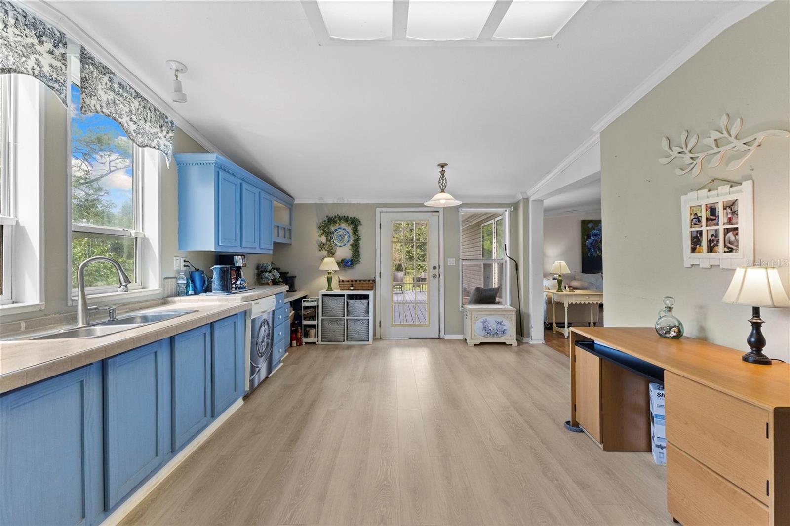 15571 County Road 675