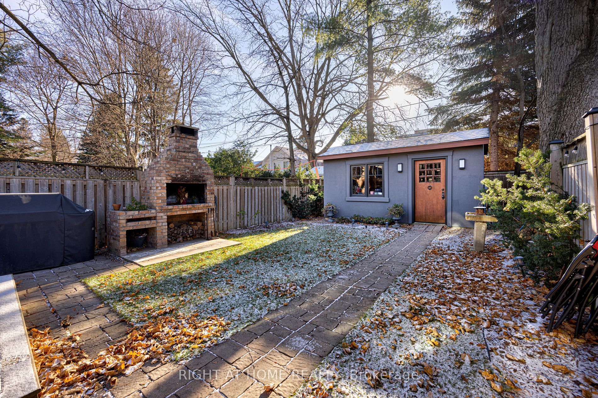 55 Stibbard Ave