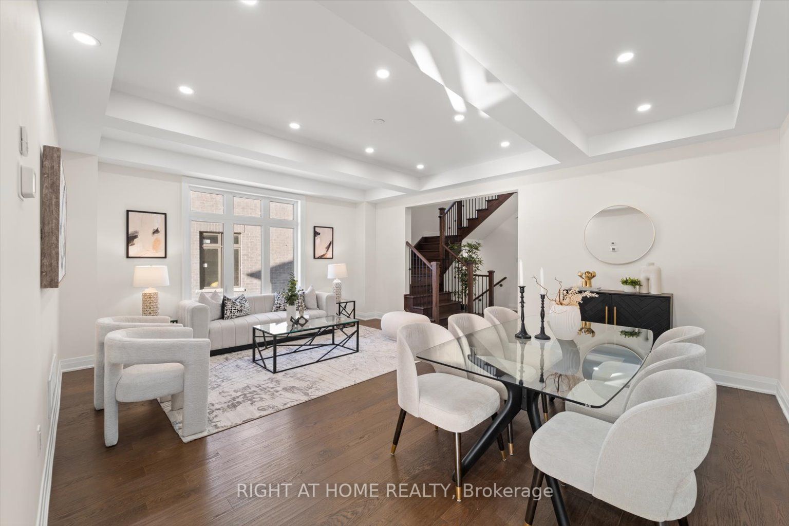 51 S Bowline Vista St
