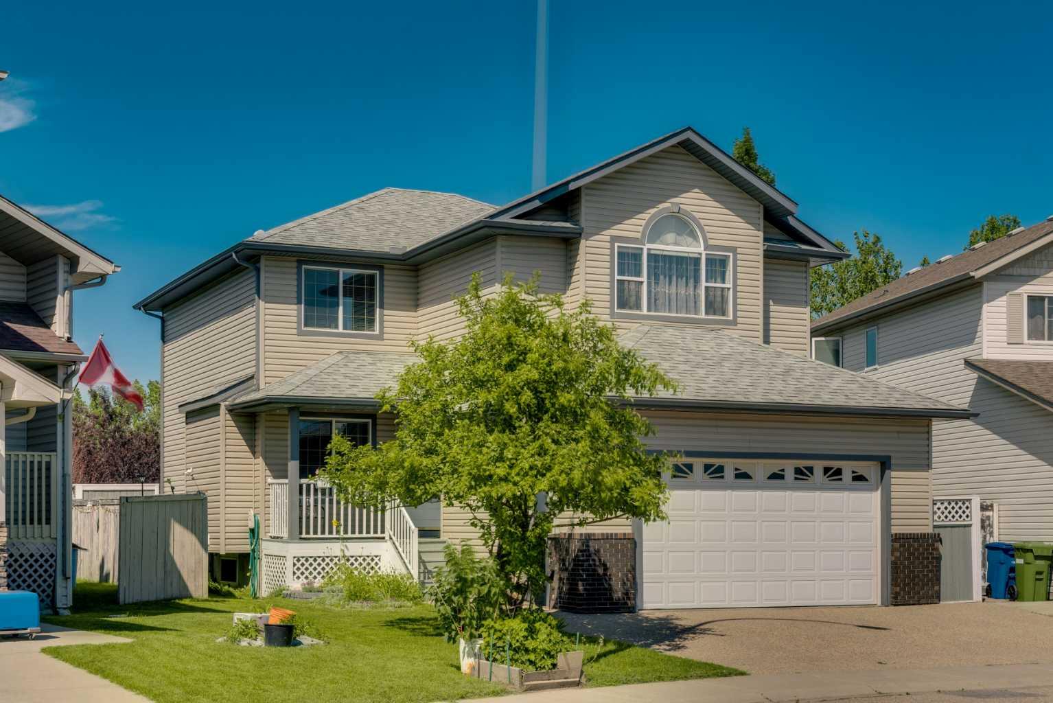 84 Willowbrook Crescent NW