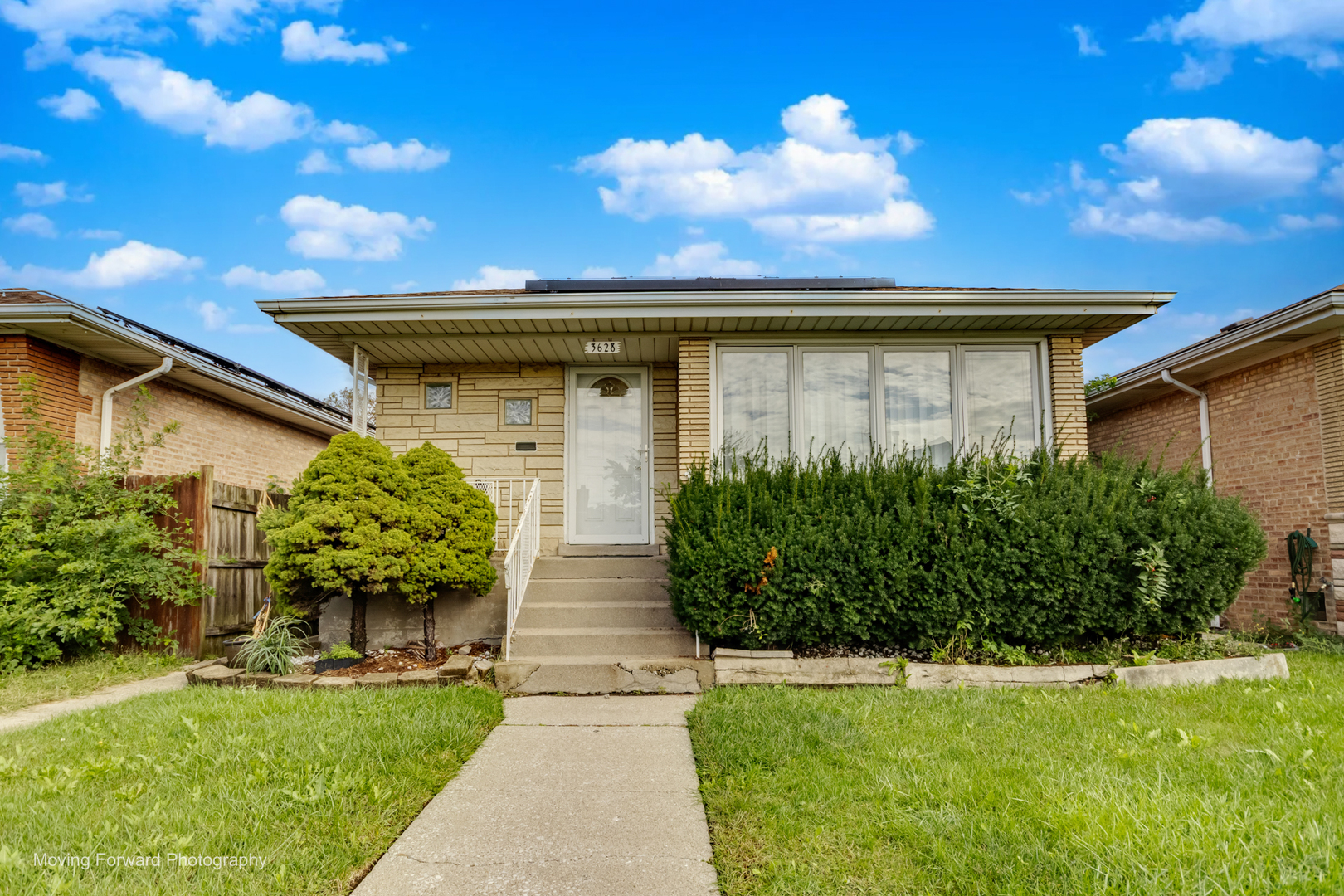 GREAT OPPORTUNITY TO OWN IN THE ASHBURN AREA!!! BRICK 3+ BEDROOM RAISED RANCH HOME 2 FULL BATHS !! 2 CAR DETACHED GARAGE !!!FULL FINSIHED BASEMENT WITH FULL BATH, JACUZZI TUB !! AFFORDABLE  LEASED SOLAR PANELS !!! NEAR METRA LINE !!! AND PUBLIC TRANSPORTATION !! AS IS SALE !!