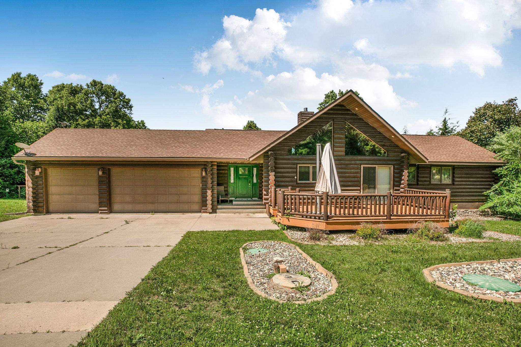 20368 Edgehill Circle