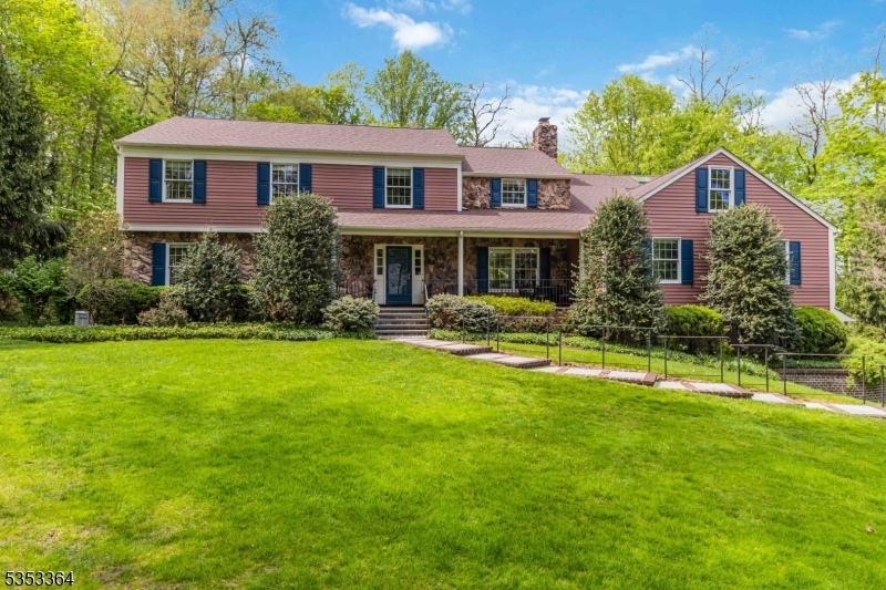 12 Eagle Nest Rd