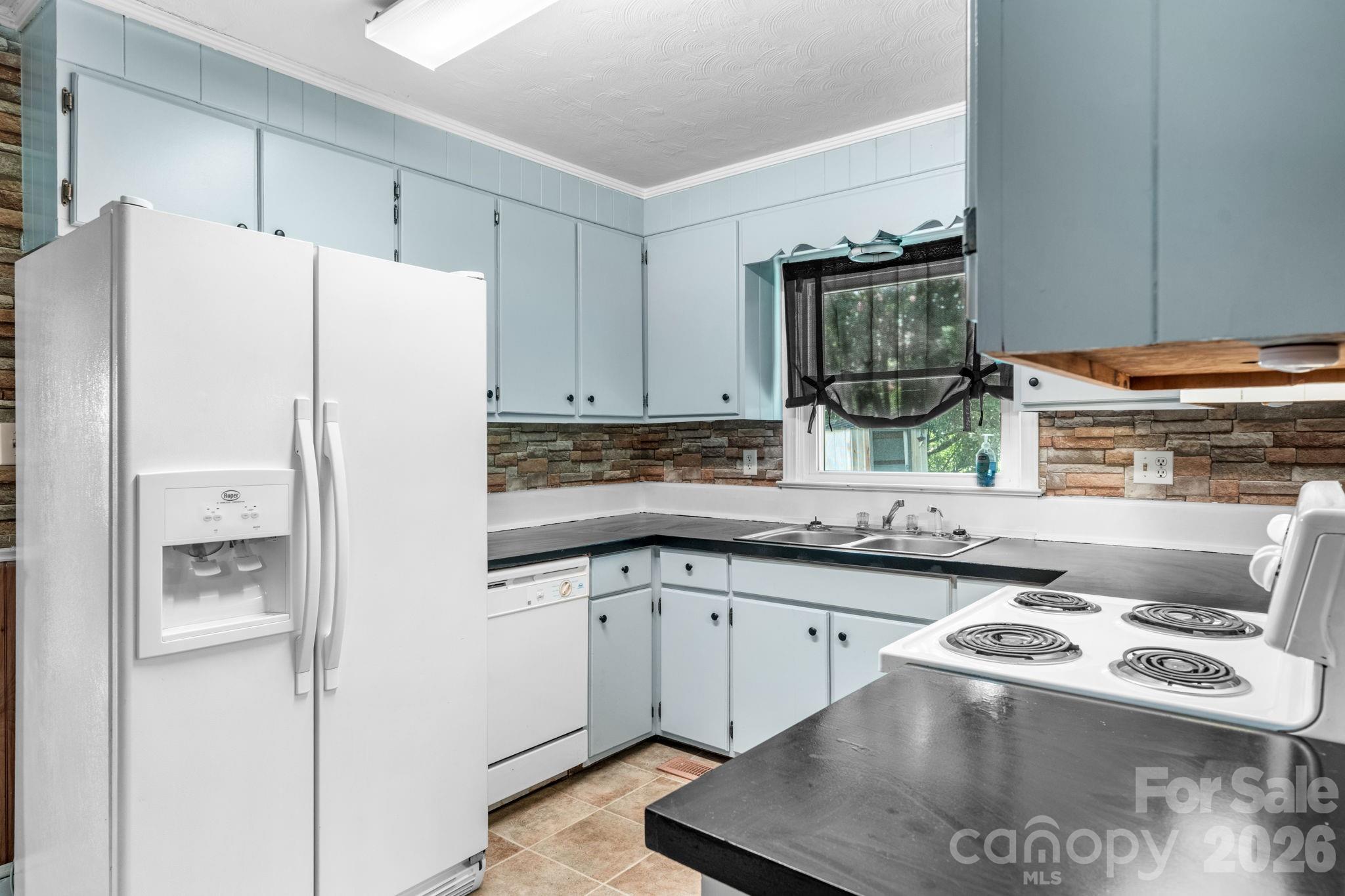 296 Pine Mountain Road