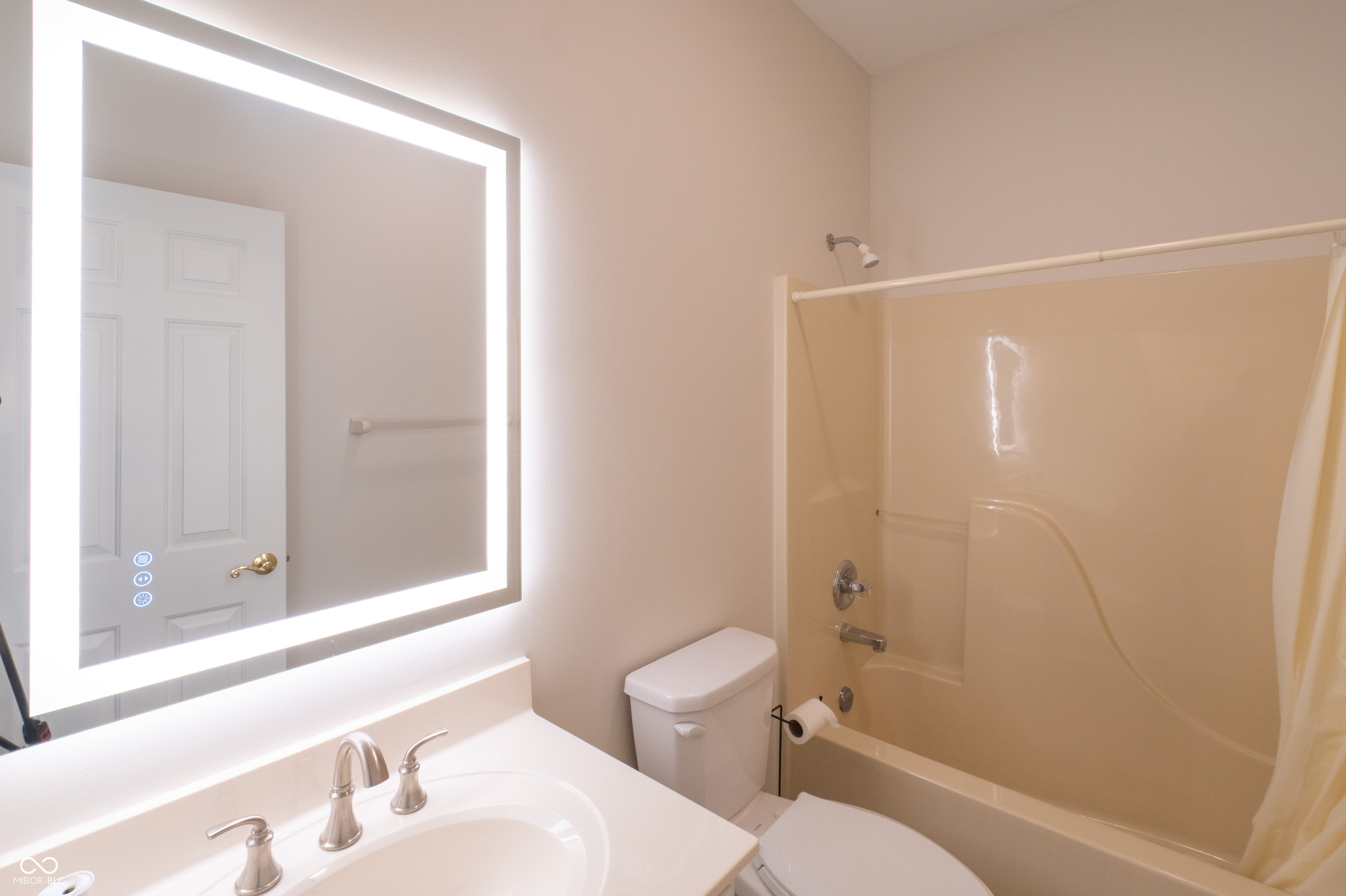 1701 Pathway Drive N