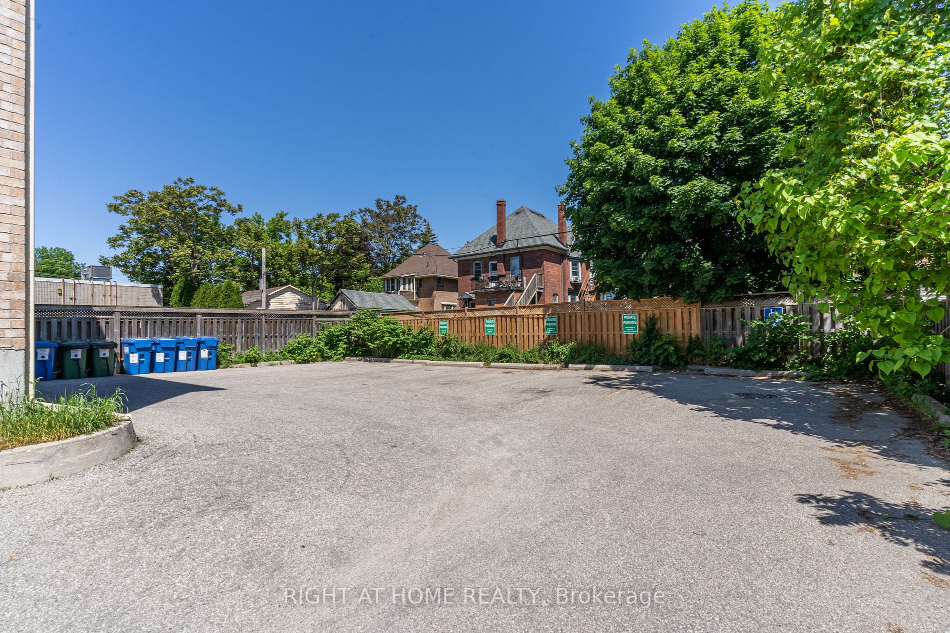 142 Nelson St