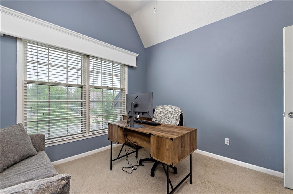 9407 W 124th Terrace