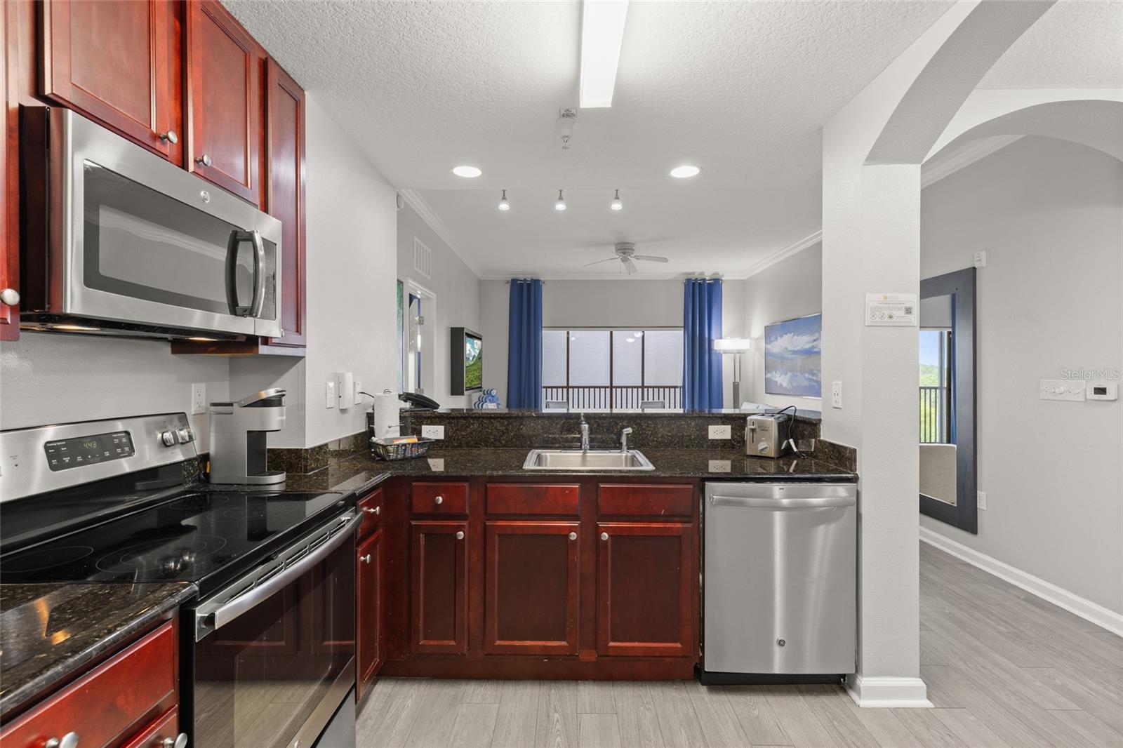 14501 Grove Resort Avenue 1527
