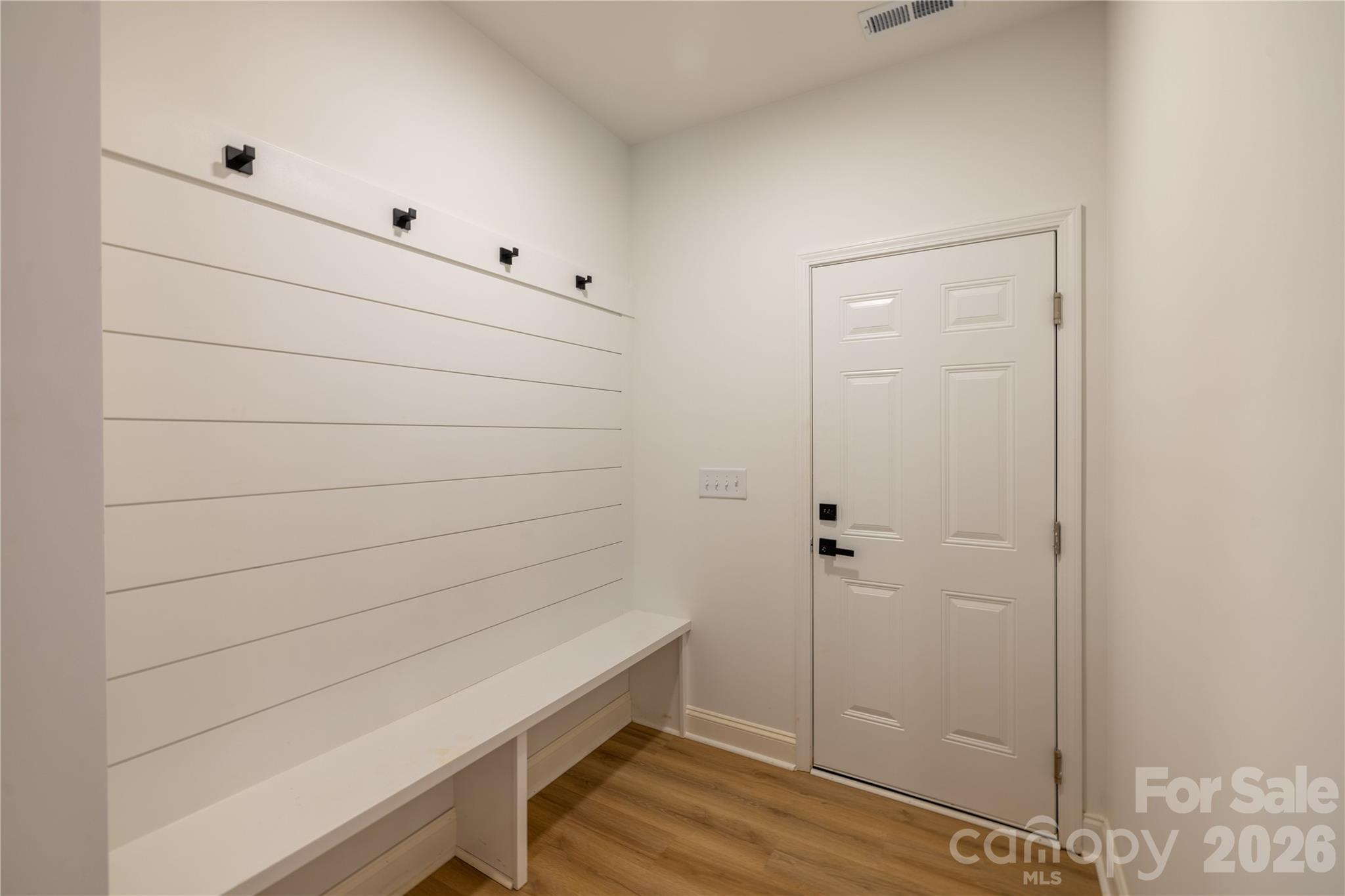 269 Tamarind Drive 568