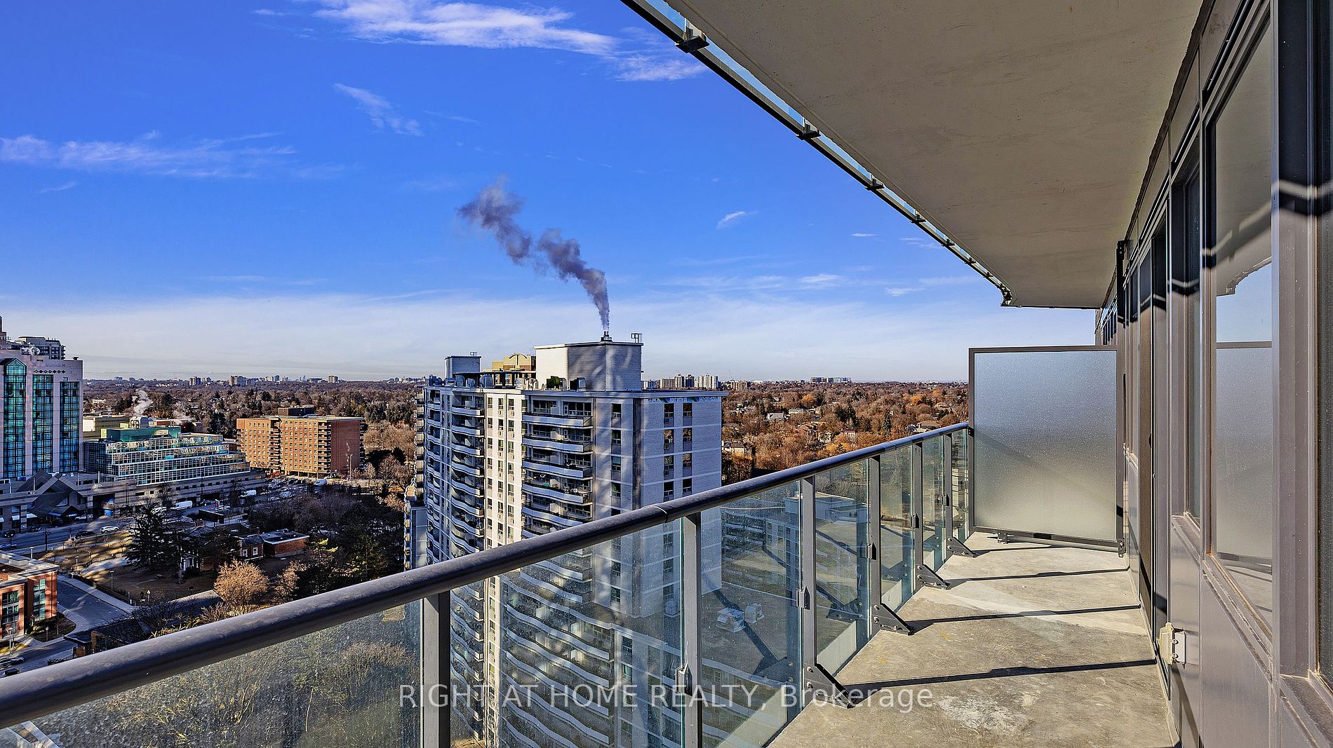15 Ellerslie Ave 1603