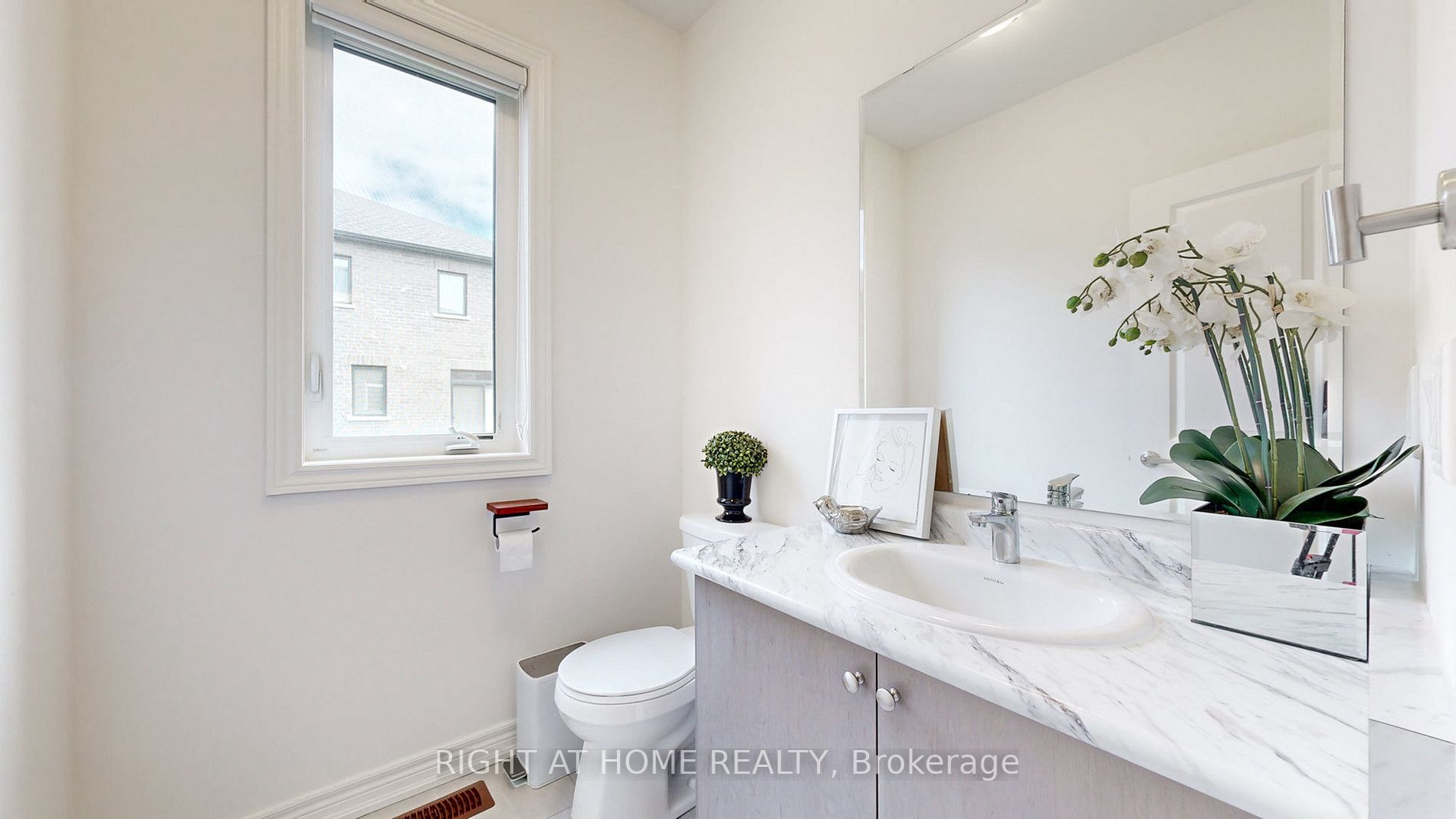 52 Crofting Cres