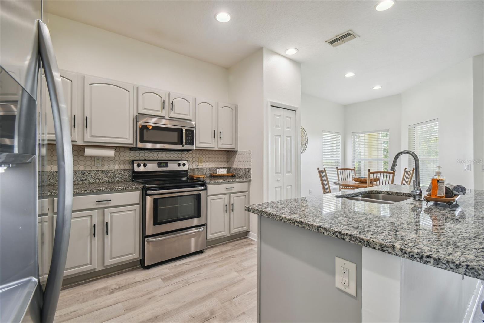 3124 Banyan Hill Lane