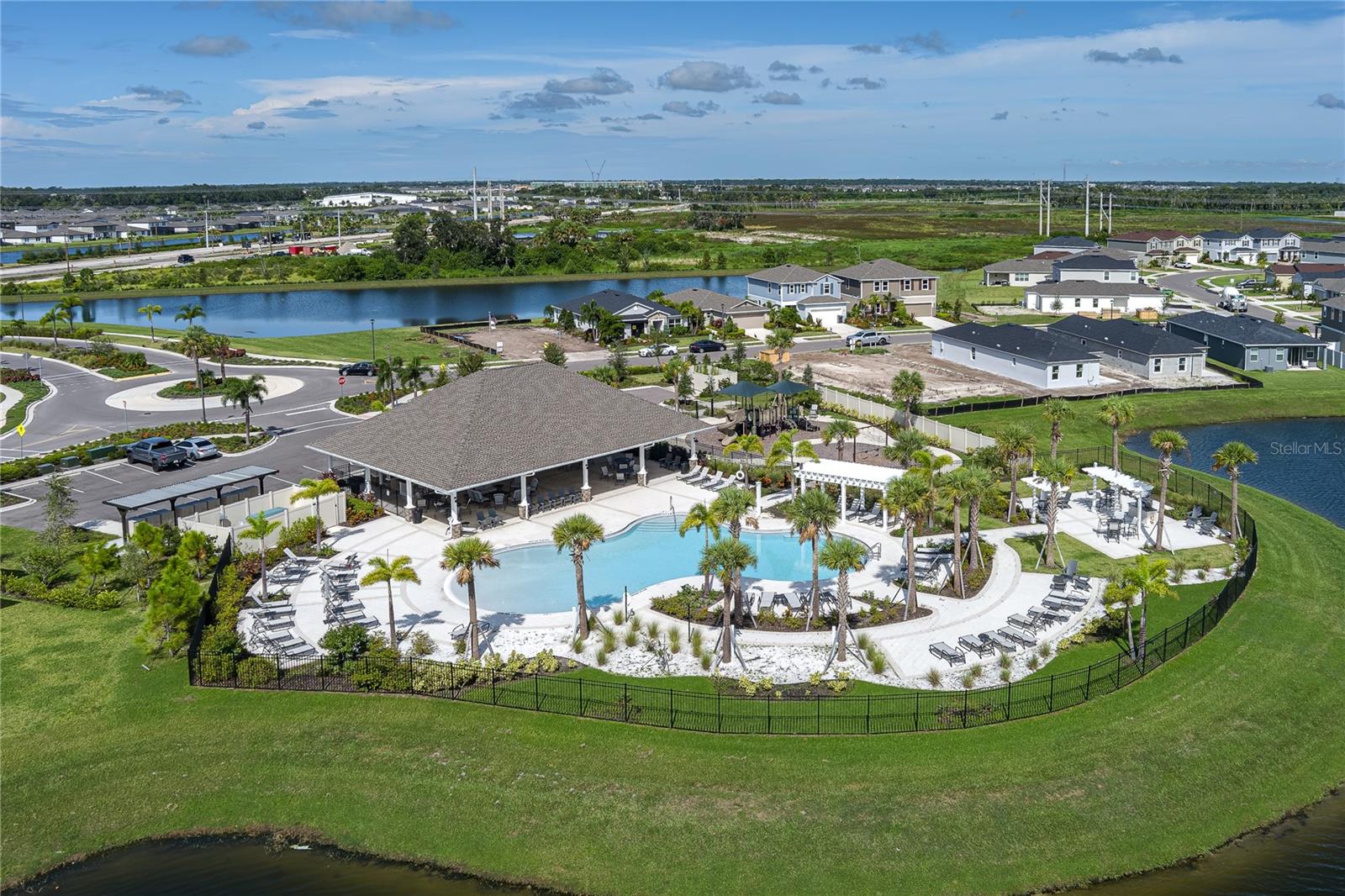 9577 Sandy Bluffs Circle