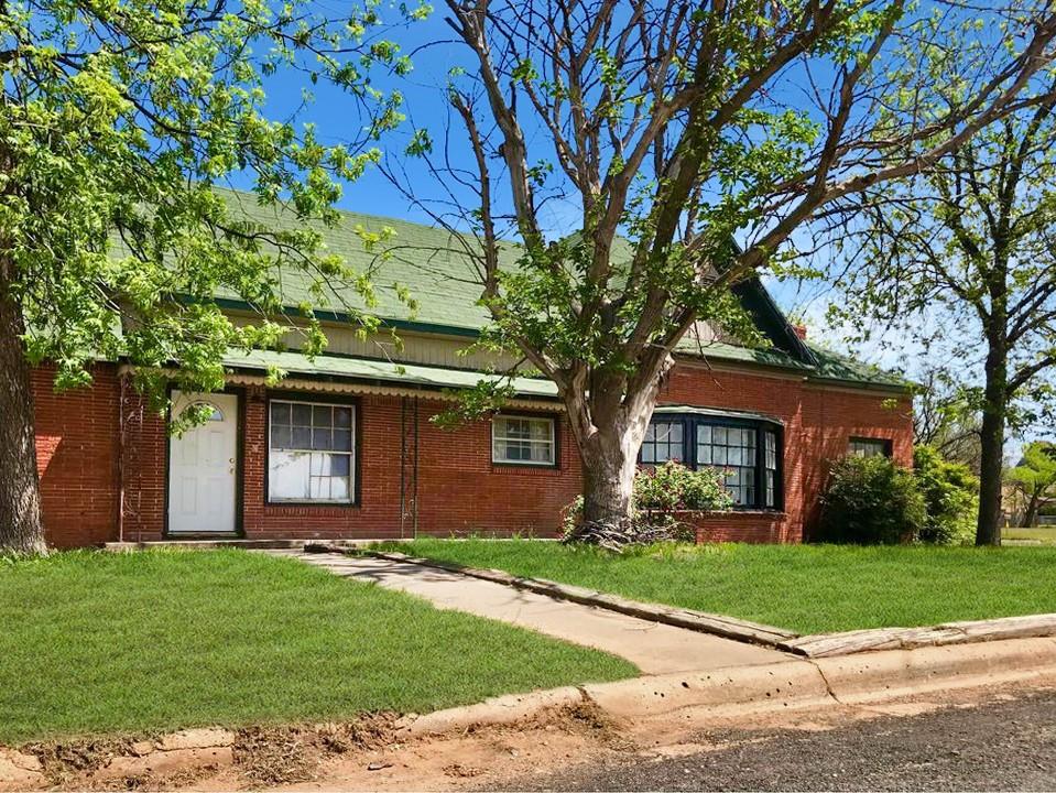 400 E Main Street