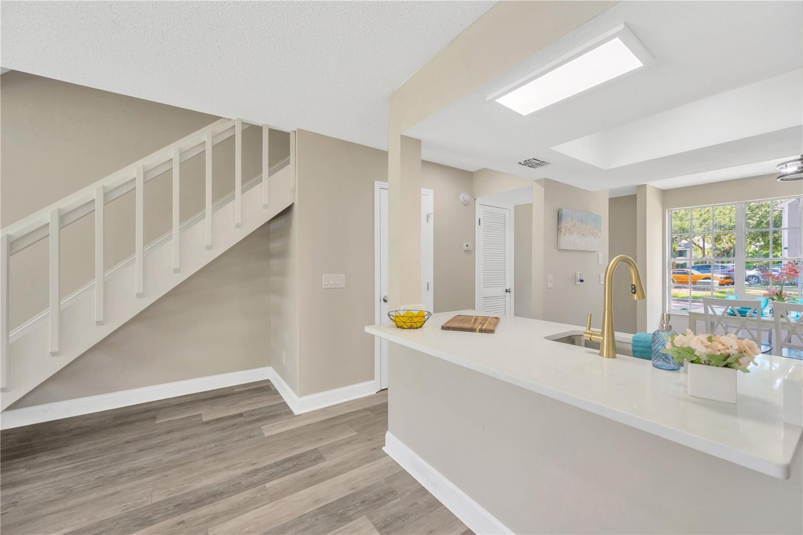 3304 Laurel View Drive