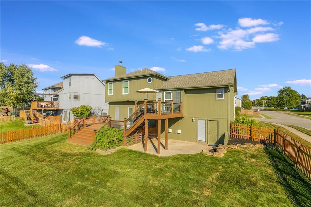 10700 N Holmes Street