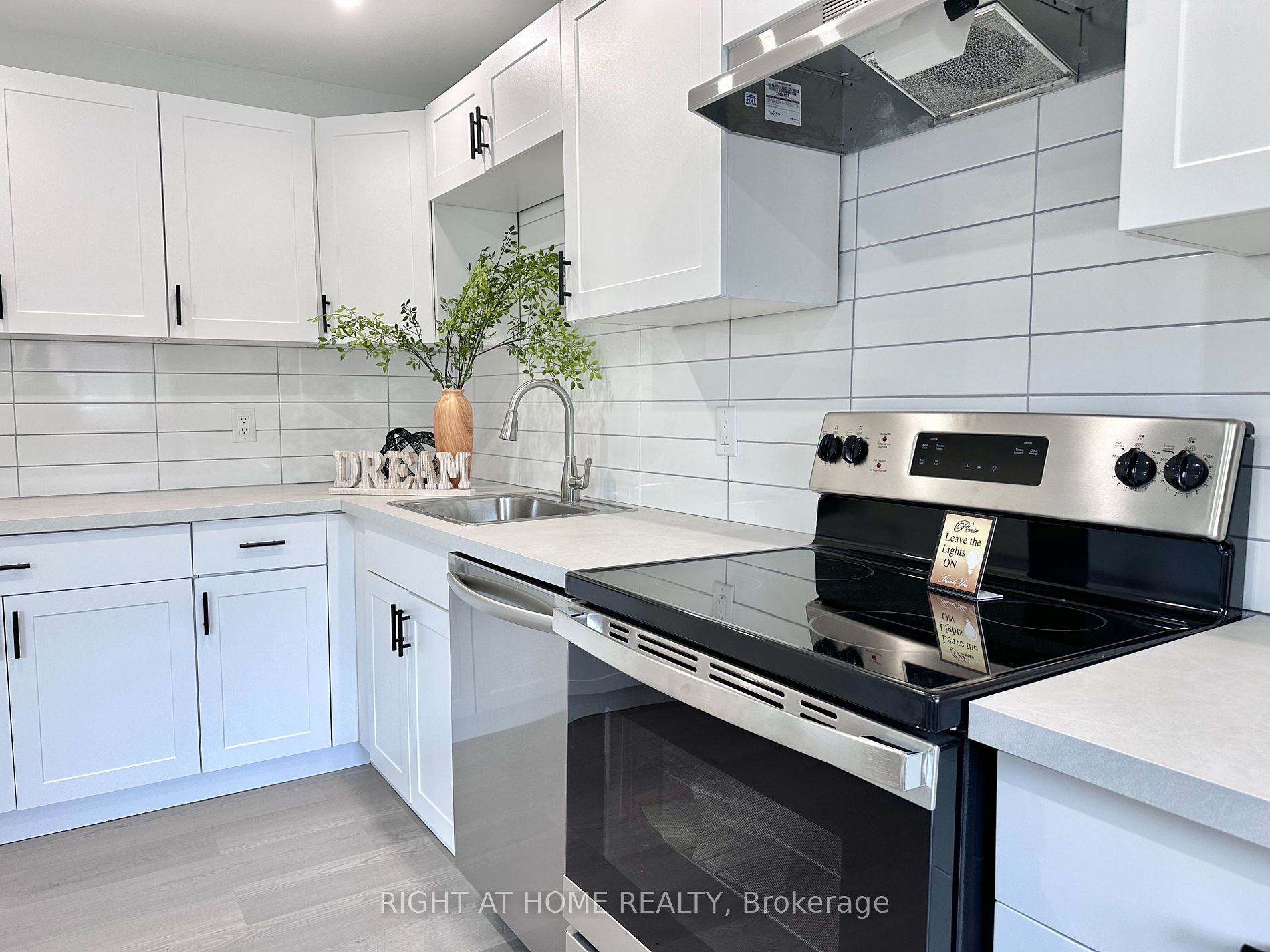 500 W Stone Church Rd C-03