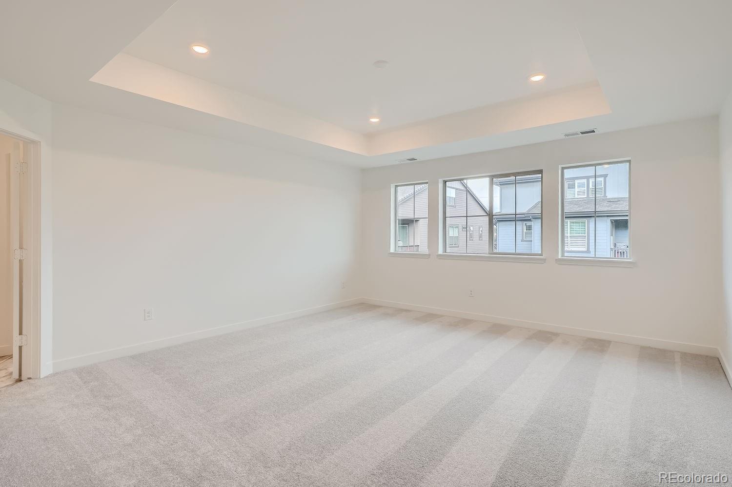 3186 S Quaker Street