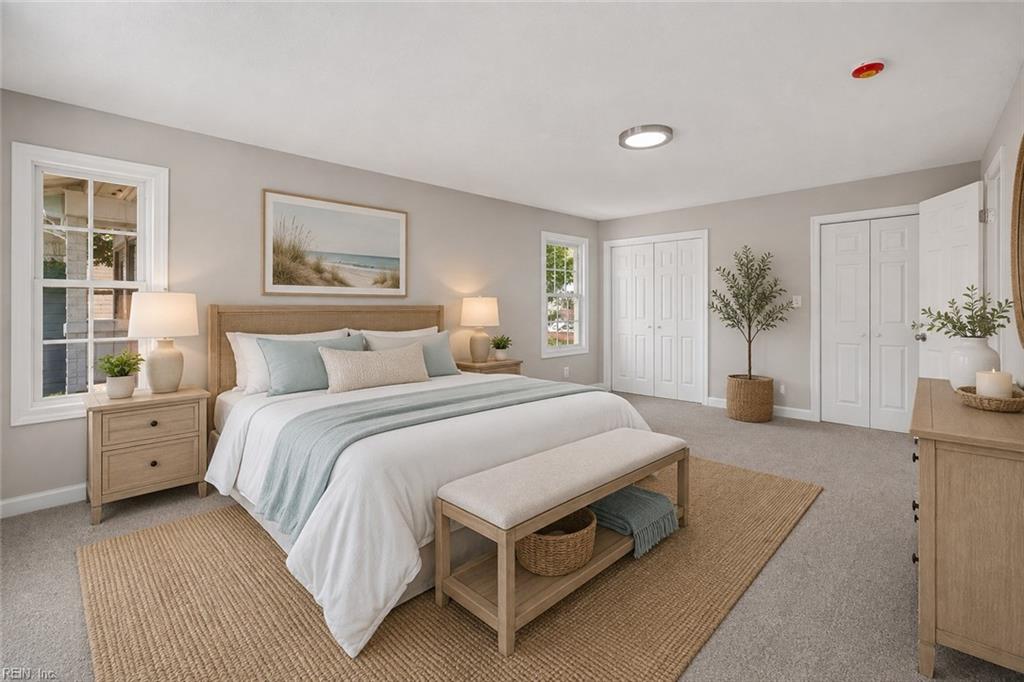 112 W Rexford Drive