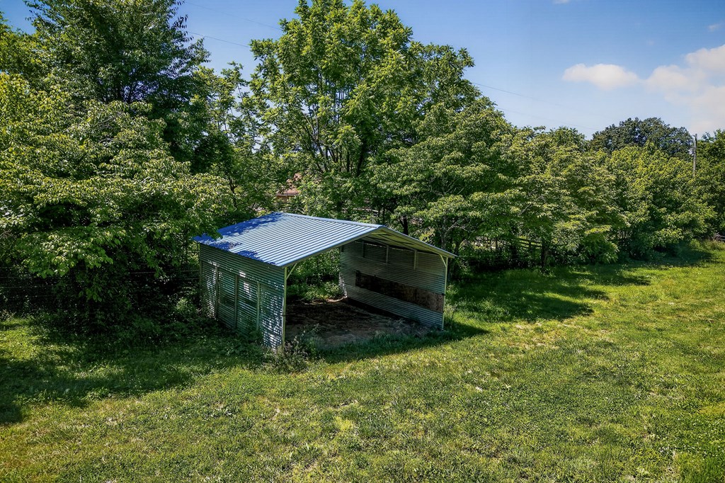 2246 Hidden Cove Rd