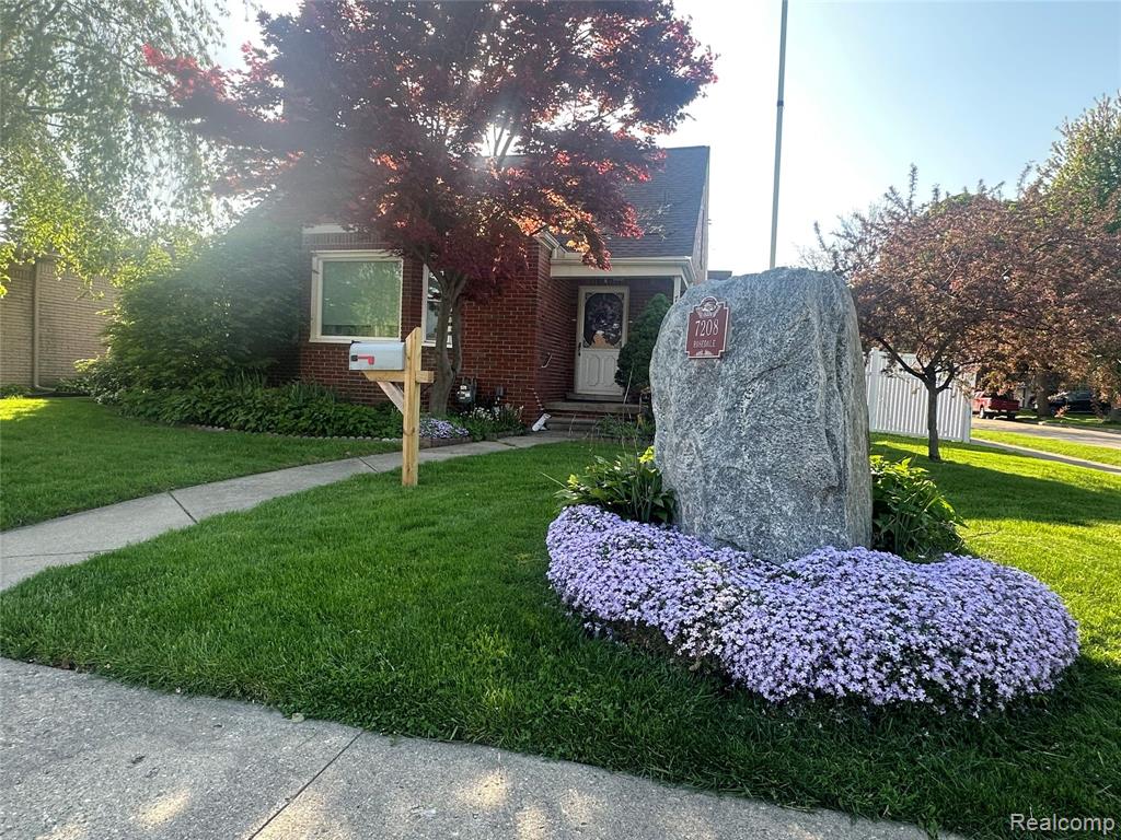 Great Location, Great Features! Enjoy the perfect blend of charm and convenience in this beautiful brick home, located within walking distance of downtown Allen Park. This 3 bedroom, 2 full bathroom home boasts 2022 Newly Installed Vinyl Windows for energy efficiency and style, Hardwood Floors through out the house adding warmth and character, 2 Car Garage with Extra Storage, Perfect for Hobbies, Projects, or Extra Space for you belongings. Don't miss out on this Amazing Opportunity! Call your agent today to schedule a showing and make this house your dream house.