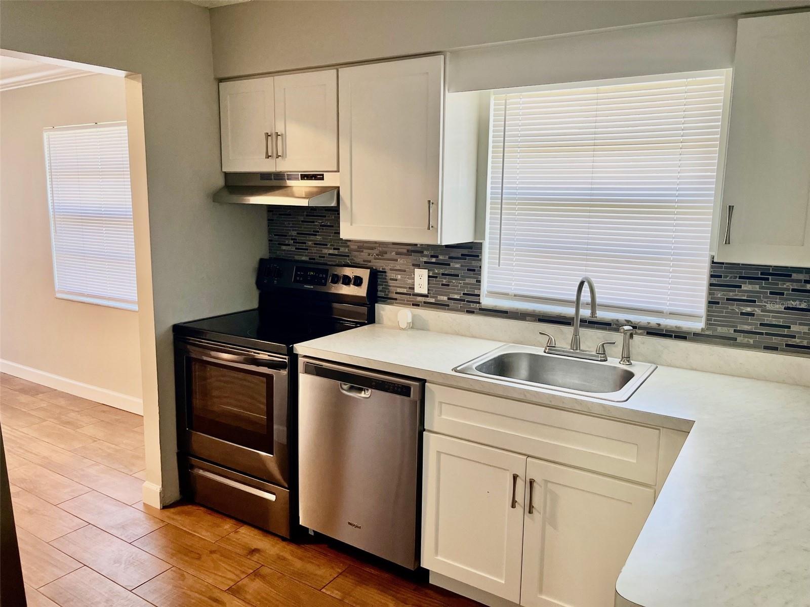 1104 28th Avenue W A